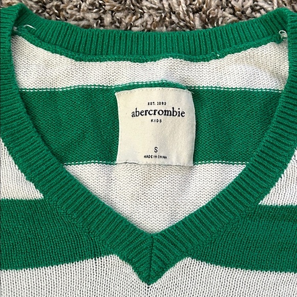 Abercrombie Kids Long Striped Green White Pullover Sweater - Picture 2 of 3
